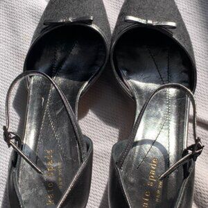 Kate Spade Gray heels with small bow detail
